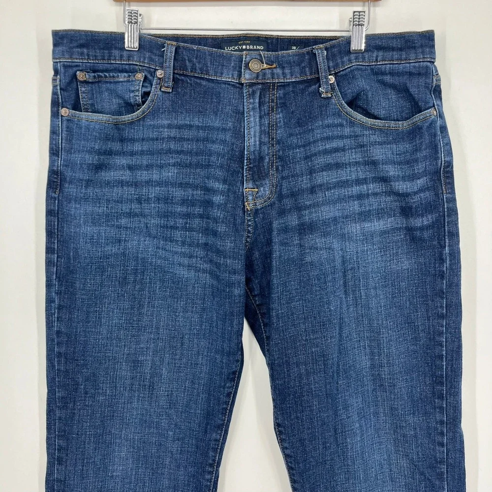 Lucky Brand 221 Straight Mens Jeans Dark Wash Denim 38x32 7M12644